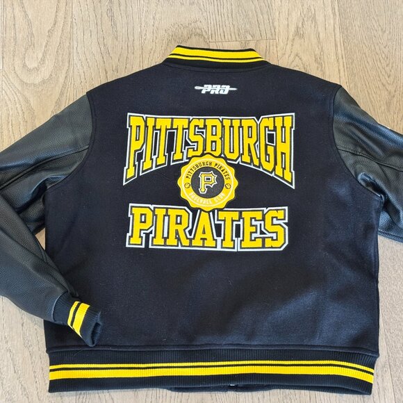 NWT Premium Women's Pro Standard Pittsburgh Pirates MLB Classic Varsity Jacket - Picture 1 of 3